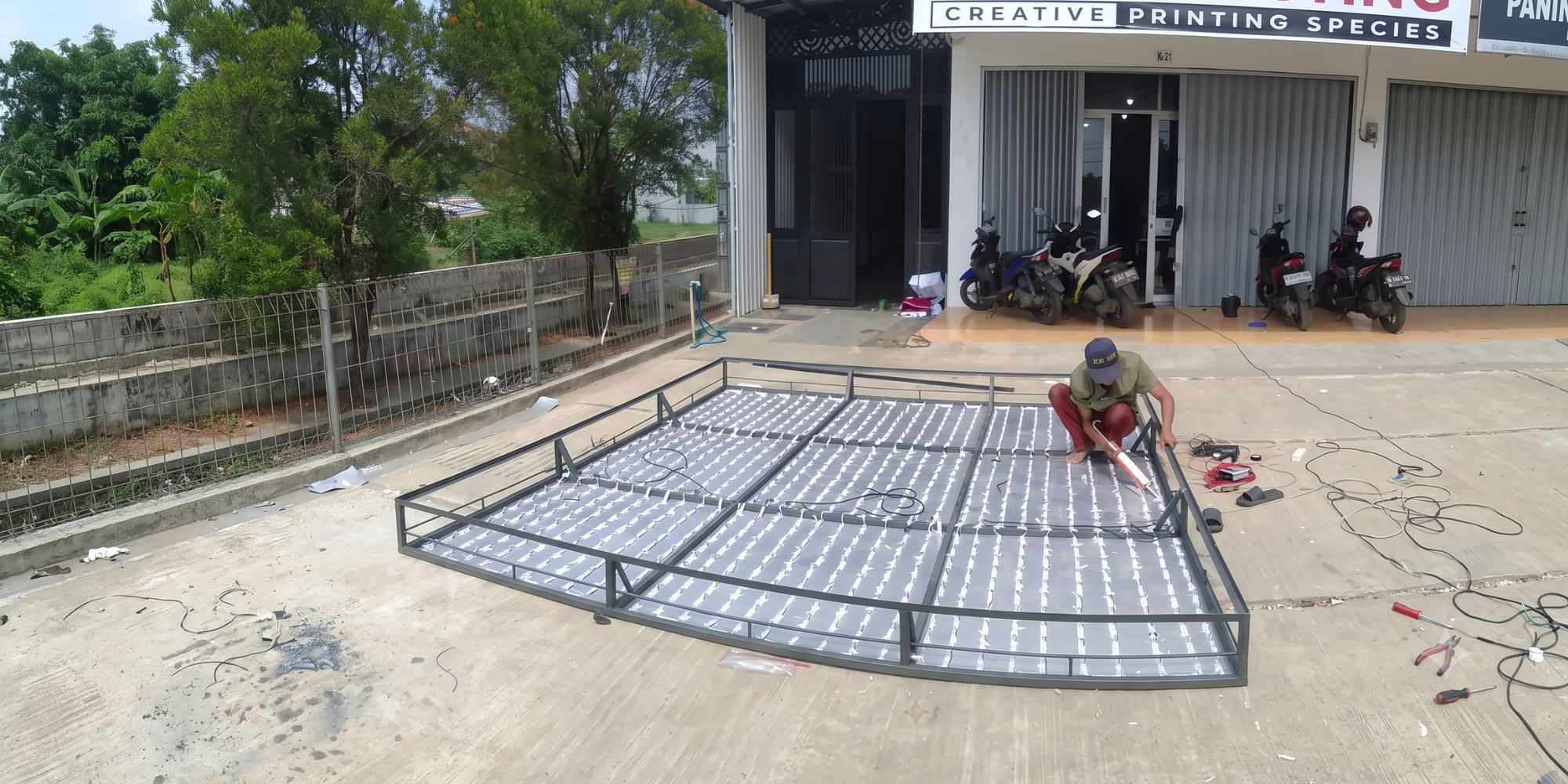 Jasa Neon Box Profesional untuk Identitas Toko
