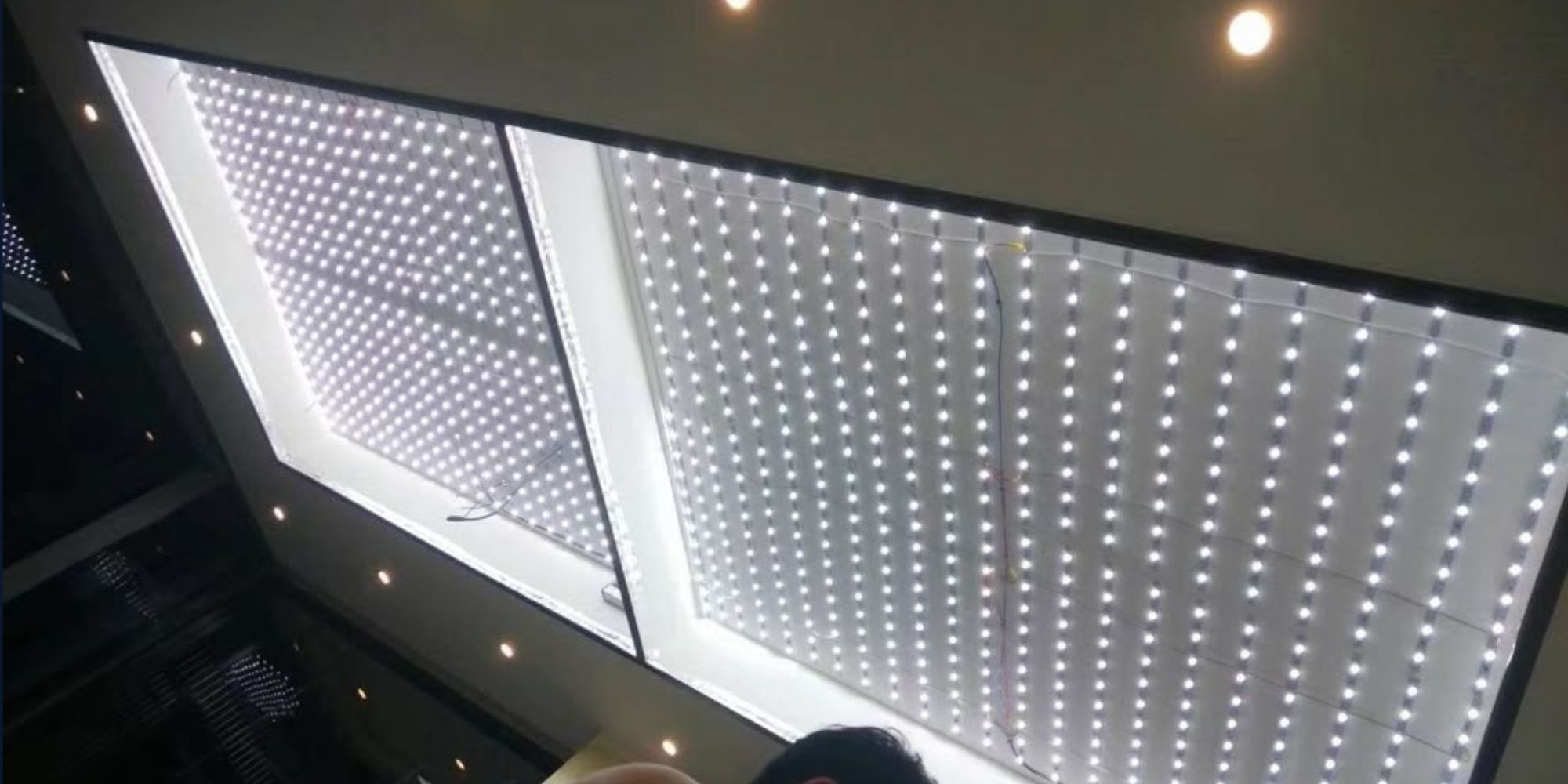 Plafon Stretch Ceiling Transparan LED Wikisa Advertising